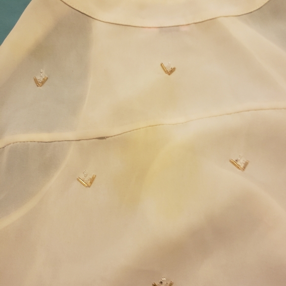 Top - Picture 2 of 4